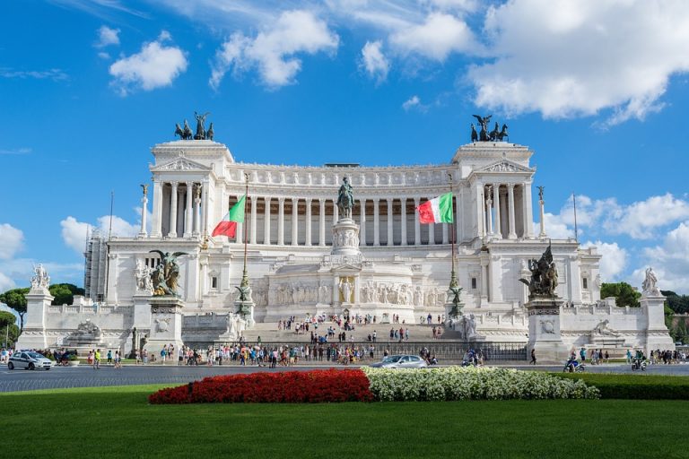italy-768x512-1