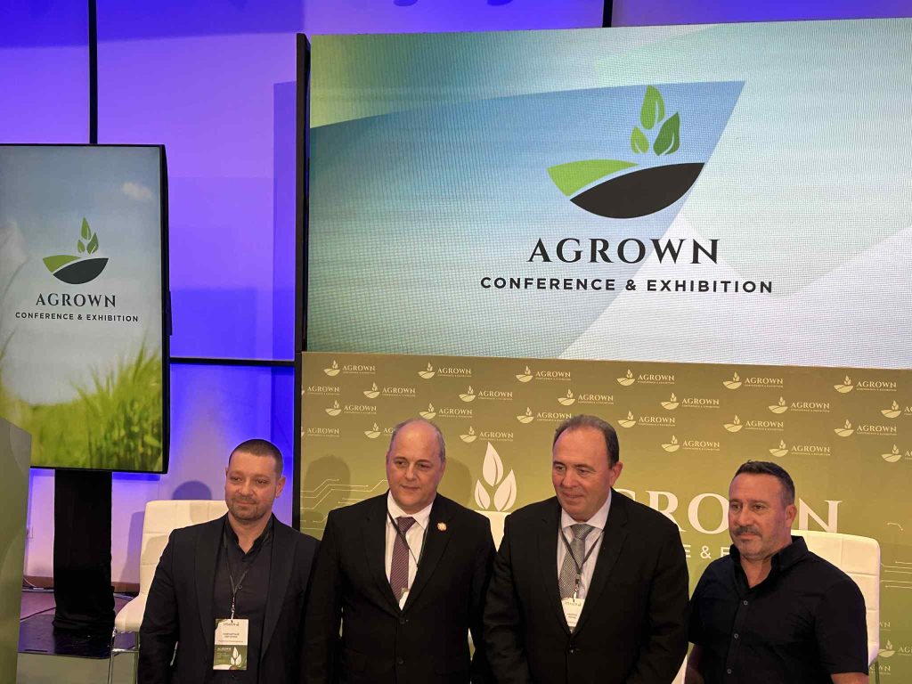 Προτάσεις ανάπτυξης βιώσιμων, οικολογικών λύσεων για τη διαχείριση και προστασία του εδάφους από το Επιμελητηριο Αιτωλοακαρνανίας στο πλαίσιο του 3ου Αγροδιατροφικου Συνέδριου «Agrown 2025» και του διακρατικού Προγράμματος Ecobase